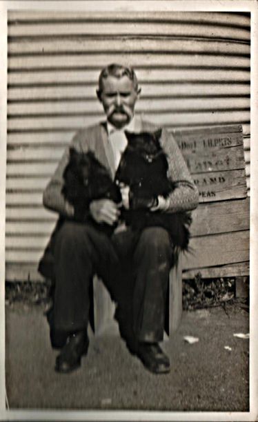 Alexander Duncan Campbell (my great-grandfather) was born 26 May 1863 in Kyneton, Victoria, and died 15 June 1938 in Rankin's Springs, NSW.